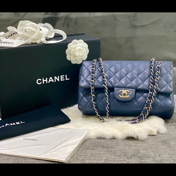 Chanel Perforated Double Flap Medium Bag - Picture 3 of 11